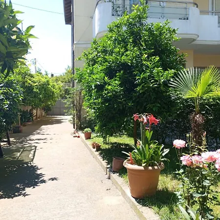 Serenity's Sunset Terrace Nyaraló *