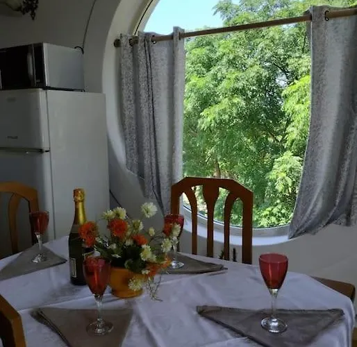 Serenity's Sunset Terrace 度假居