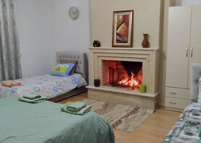 Serenity's Sunset Terrace 度假居 Shkodër