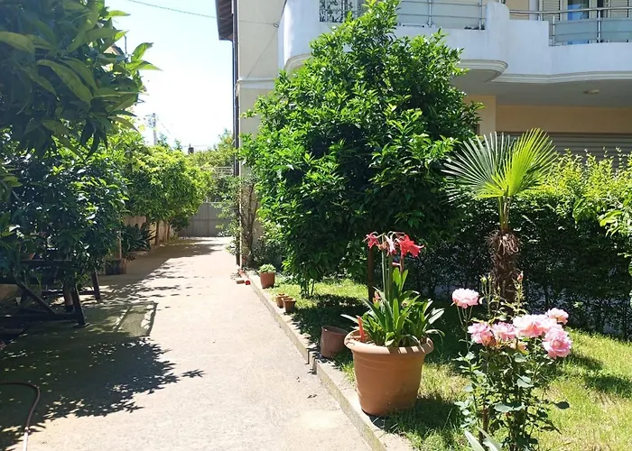 Serenity's Sunset Terrace 度假居 *